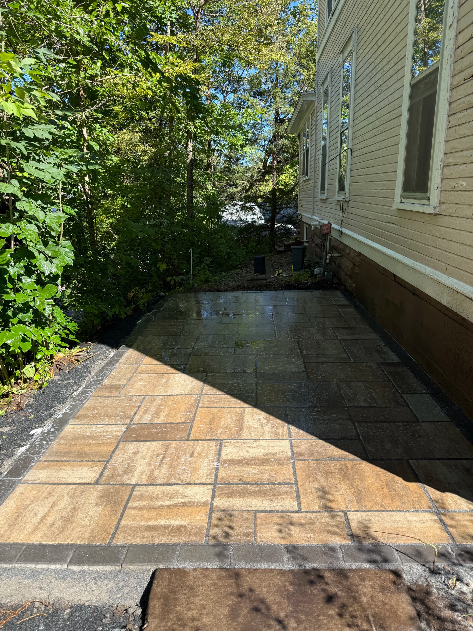 Patios, Mulch Beds, Rock Gardens, Mowing and More - A Season of Work