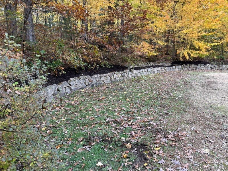 Gallery photos for Stunning Retaining Walls and Autumn Scenery in Eau Claire: Image #1