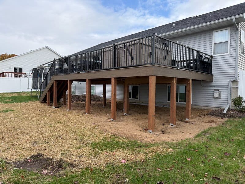 Gallery photos for Stylish Edging and Flower Beds for Backyard Retreat: Image #3